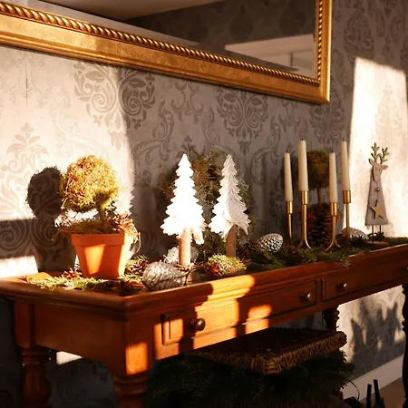 Enchanting Atmosphere At Nolde Country Estate Bylderup-Bov