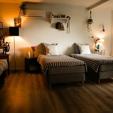 Enchanting Atmosphere At Nolde Country Estate Bylderup-Bov