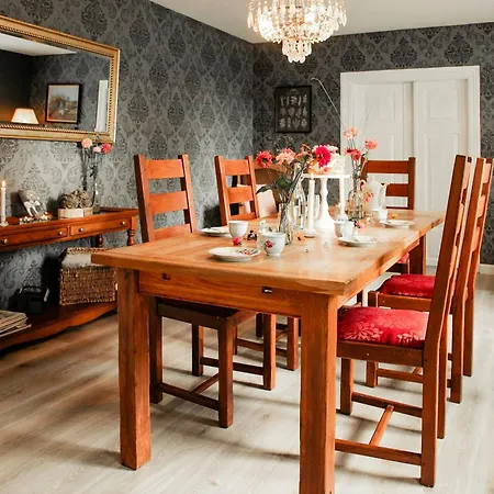 Enchanting Atmosphere At Nolde Country Estate Ferienhaus *